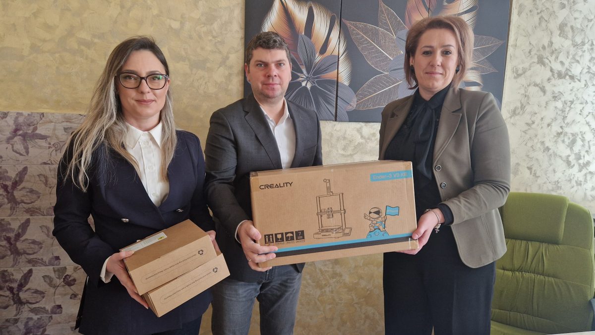 Градска општина Медијана уручила 3Д штампаче основним школама, у оквиру пројекта „Медијана – весник чистог града“