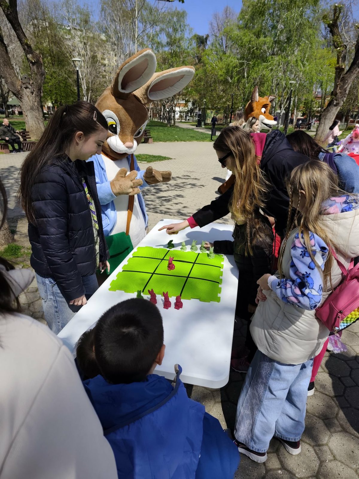 Други дан „Дечјих дана у Медијани“ протекао је у знаку Ускрса,  креативности и радости!