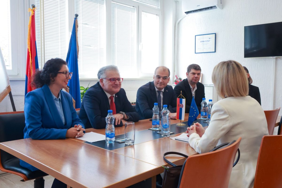 Важна посета Амбасадорке Шведске Градској општини Медијана
